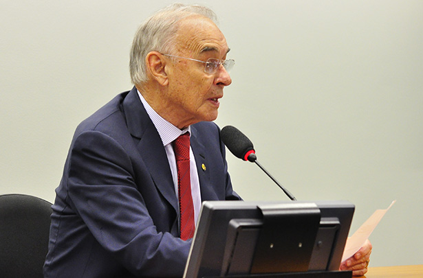 Deputado Arolde de Oliveira (RJ) - Foto: Cláudio Araújo